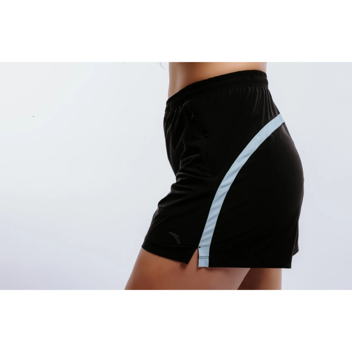Dámske bežecké kraťasy ANTA Shorts-862225506-3-SS22_Q2-Basic Black Sky Blue · záber 3