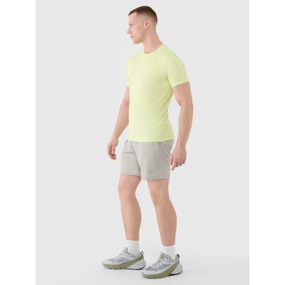 Pánske tréningové kraťasy 4F SHORTS FNK M0912-44S-OLIVE · záber 4