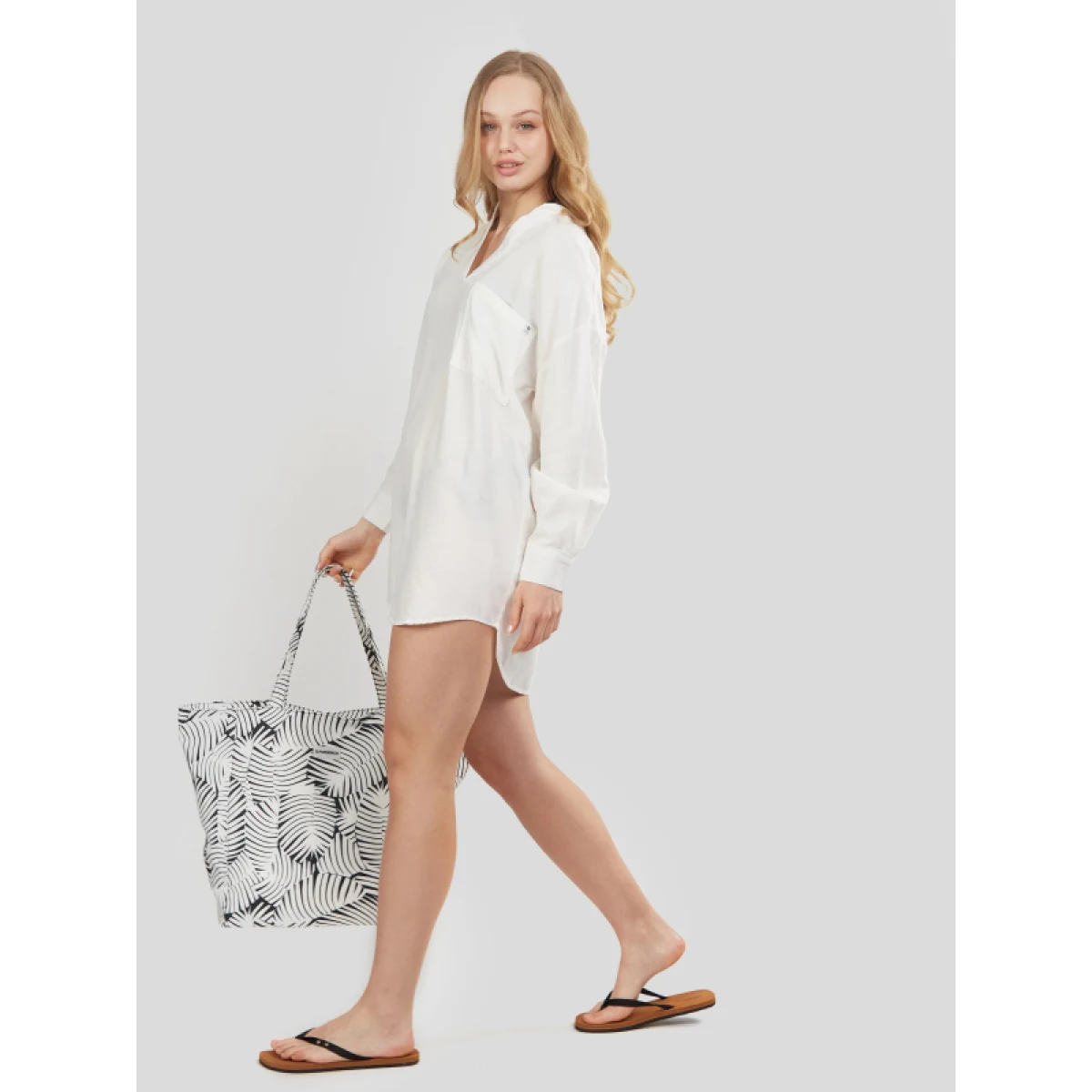 Dámska košeľa s dlhým rukávom FUNDANGO Athene Cover-up-100-white · záber 5