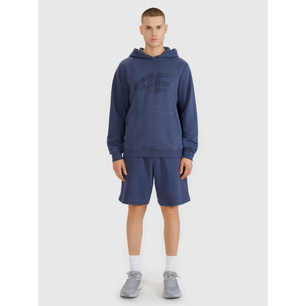 Pánska mikina s kapucňou 4F SWEATSHIRT M1585-22S-ANTHRACITE · záber 4