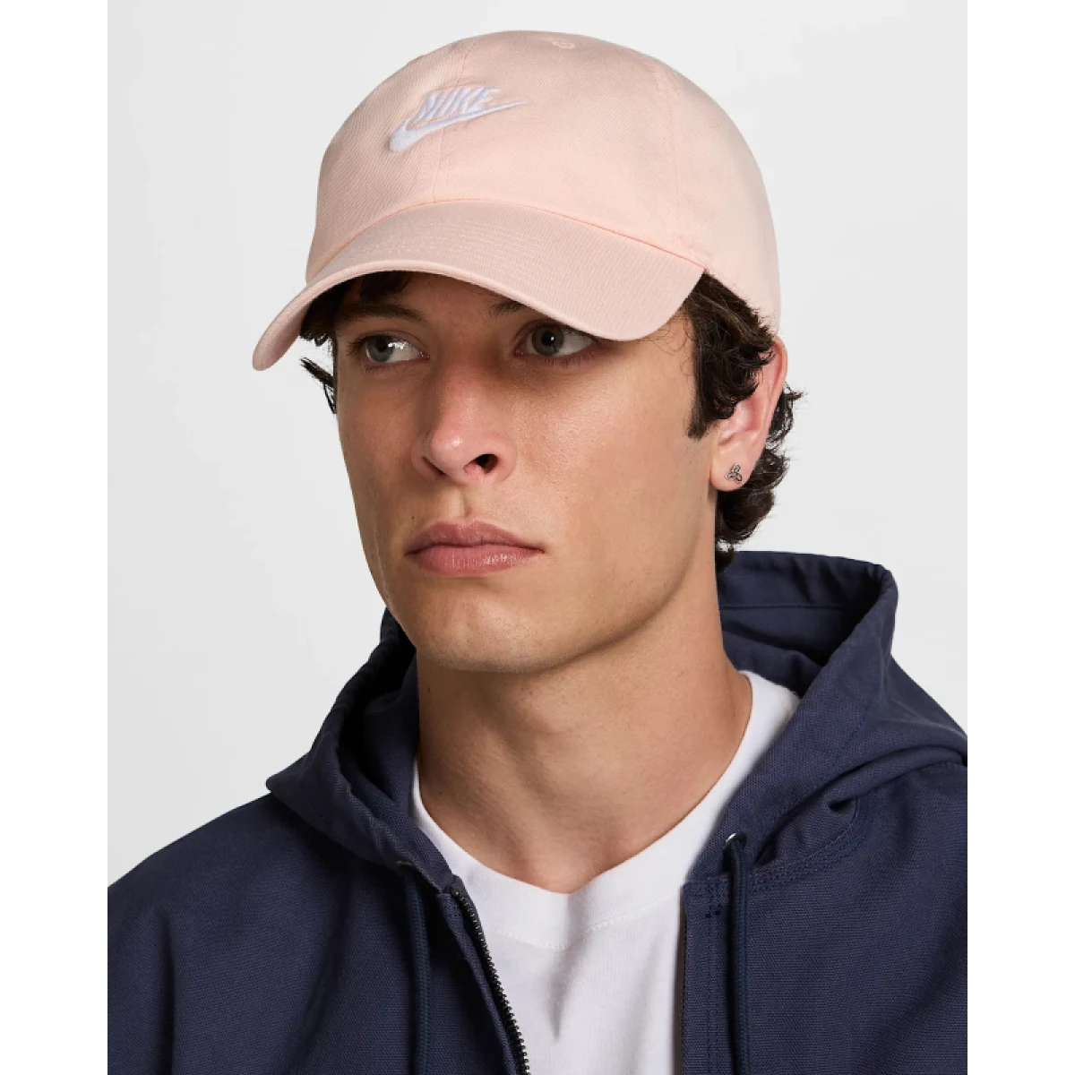 Šiltovka NIKE U NK CLUB CAP U CB FUT WSH L · záber 4