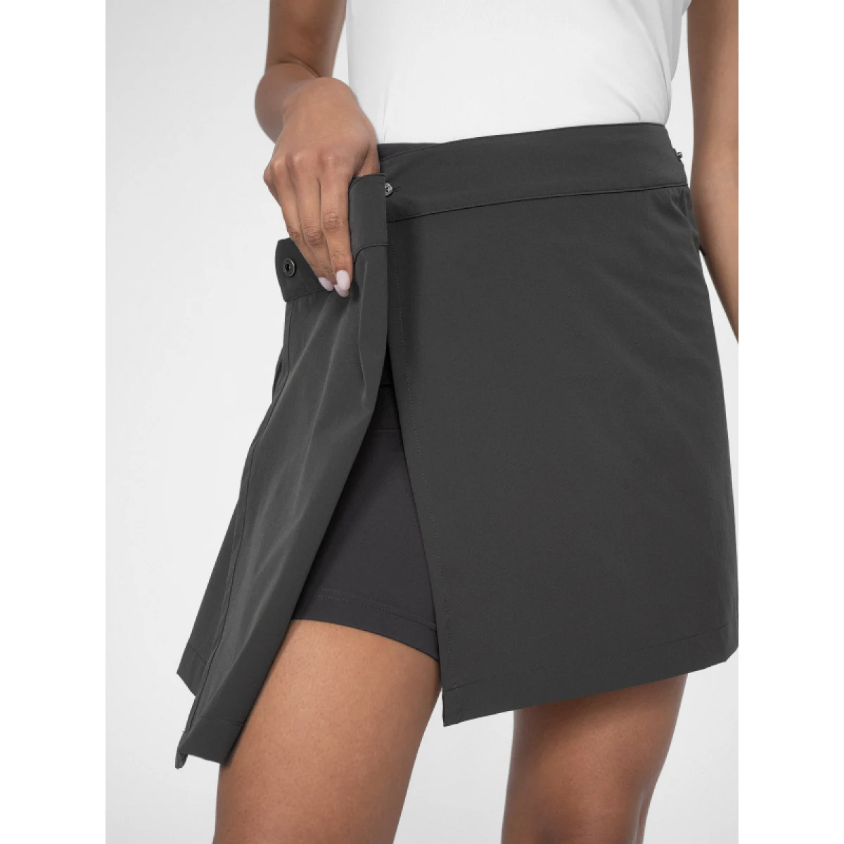 Dámska turistická sukňa 4F SKIRT FNK F005-22S-ANTHRACITE · záber 4