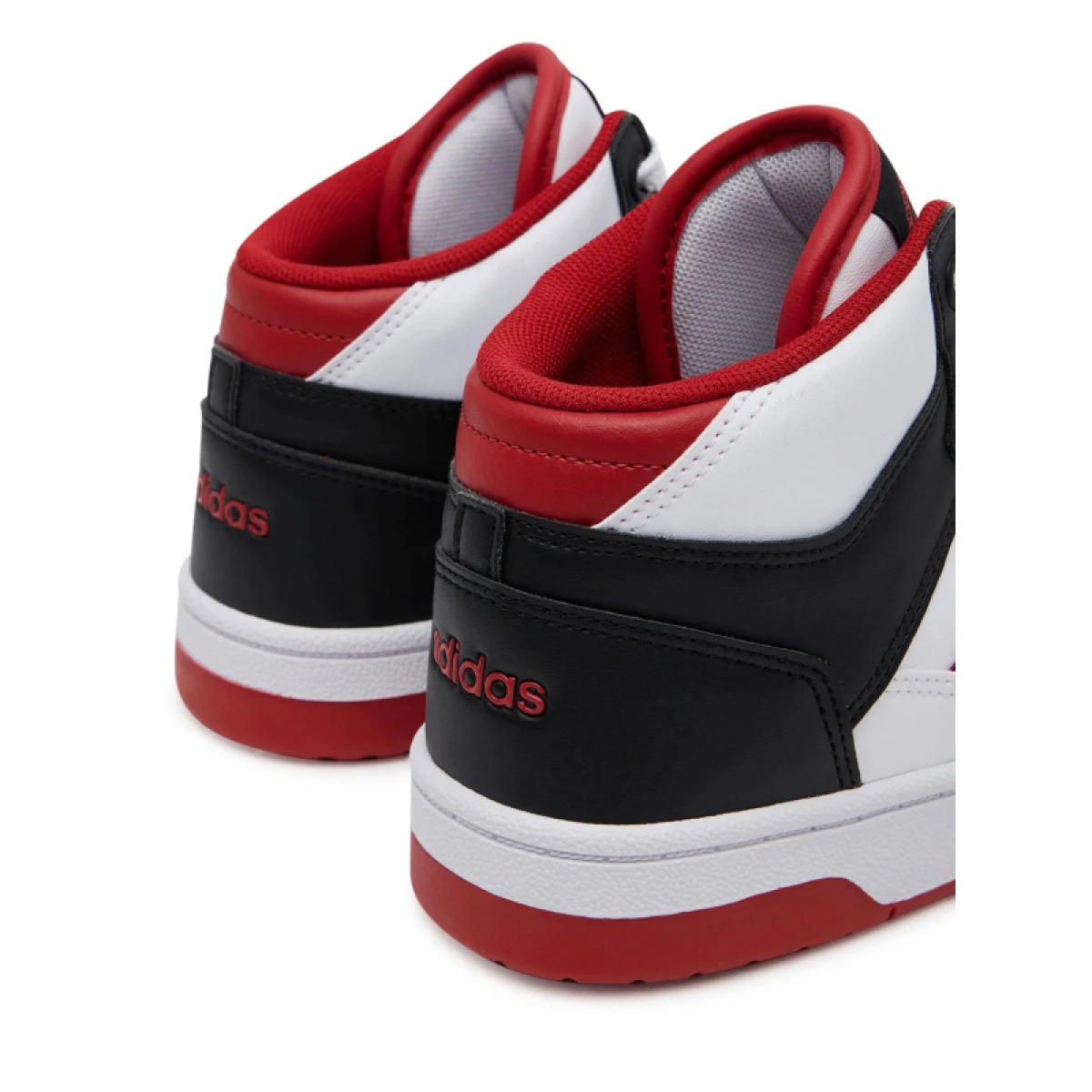 Chlapčenská vychádzková obuv ADIDAS Rapid Court Mid Jr core black red cloud white · záber 5
