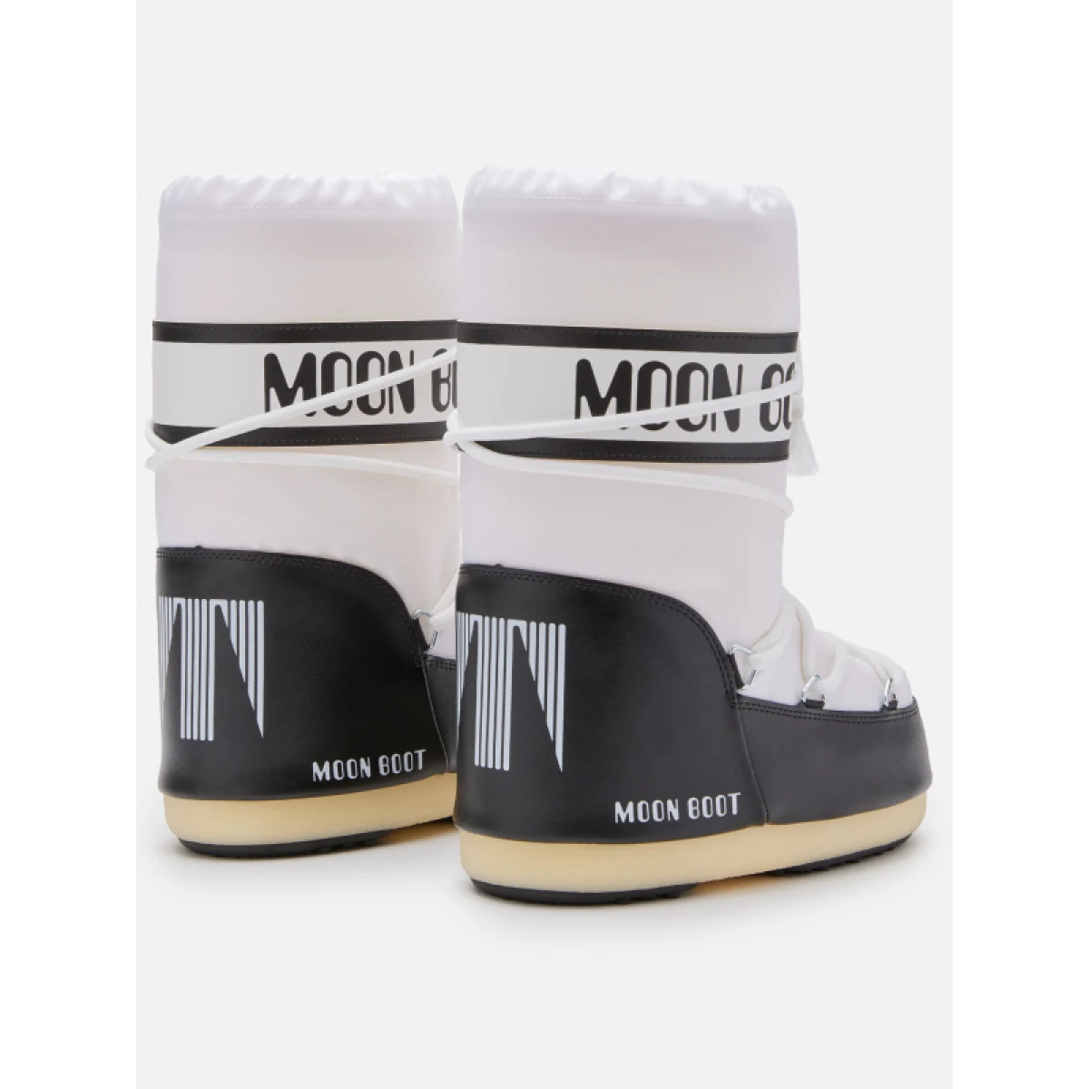 Juniorské vysoké zimné topánky MOON BOOT MB ICON NYLON JR, NA02 BLACK WHITE · záber 3