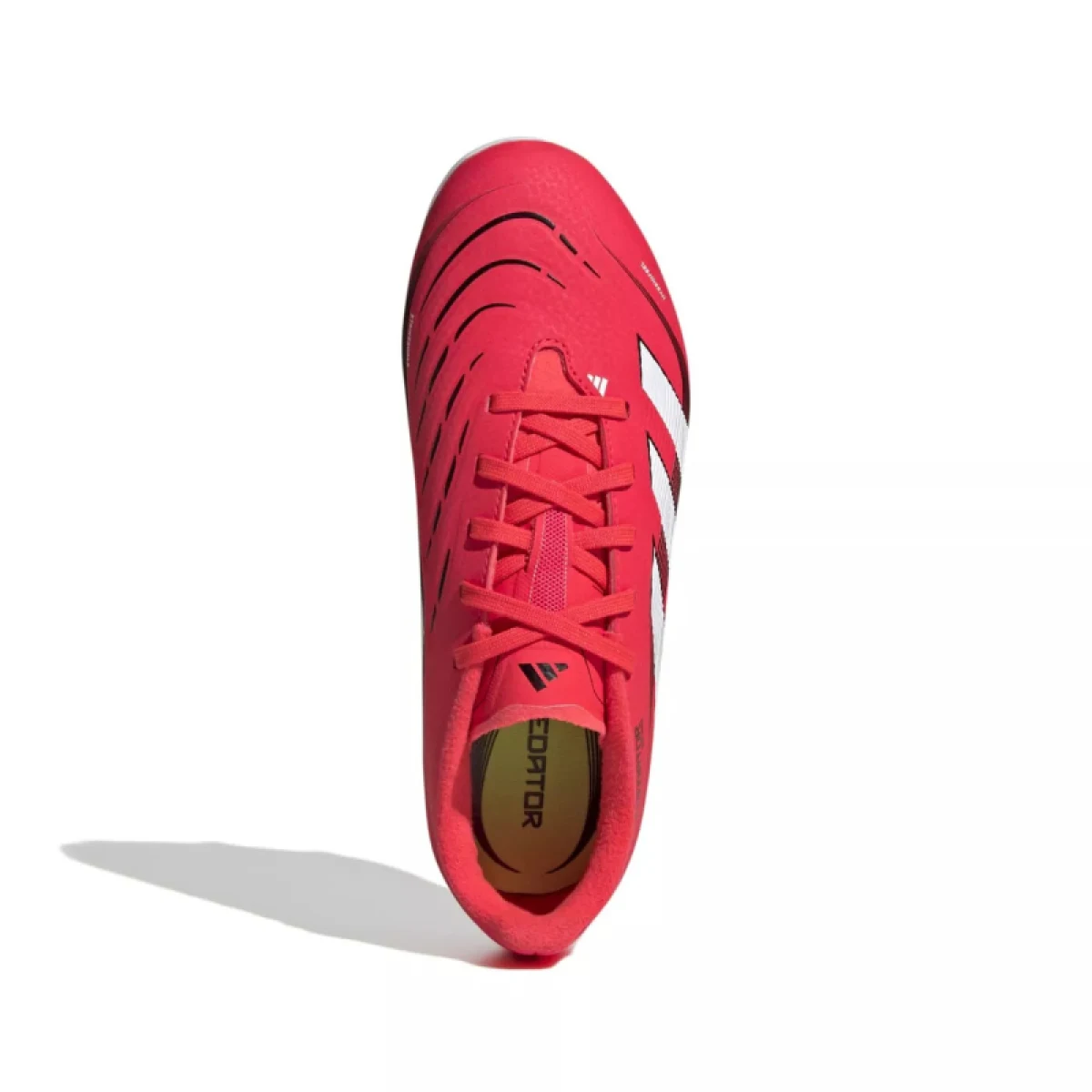 Chlapčenské futbalové kopačky outdoorové ADIDAS Predator League Jr FG MG lucid red cloud white core black · záber 4