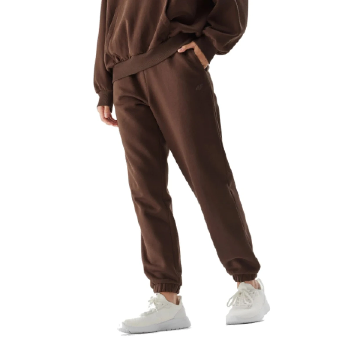 Dámske tepláky 4F TROUSERS-AW23TTROF455-81S-BROWN · záber 1