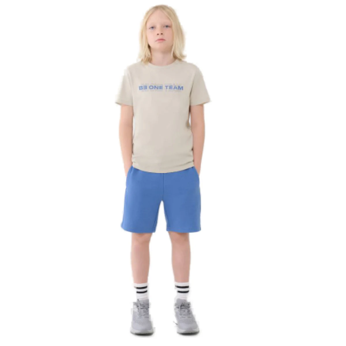 Chlapčenské teplákové kraťasy 4F JUNIOR SHORTS CAS M600-34S-LIGHT BLUE · záber 1