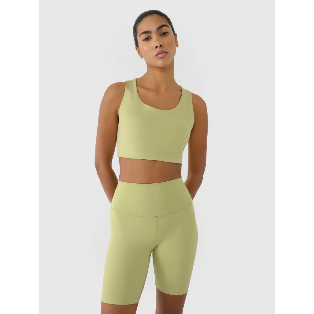 Dámska tréningová športová podprsenka 4F SPORT BRA F152-42S-LIGHT GREEN · záber 2