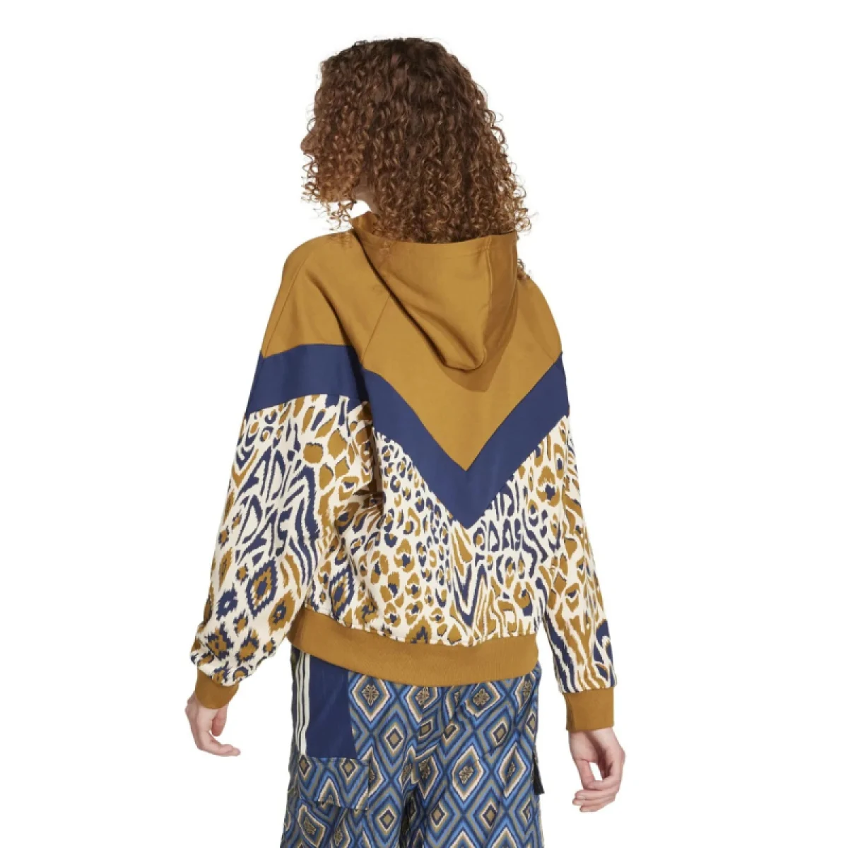 Dámska mikina s kapucňou ADIDAS FARM HOODIE-IV9738-Brown · záber 2