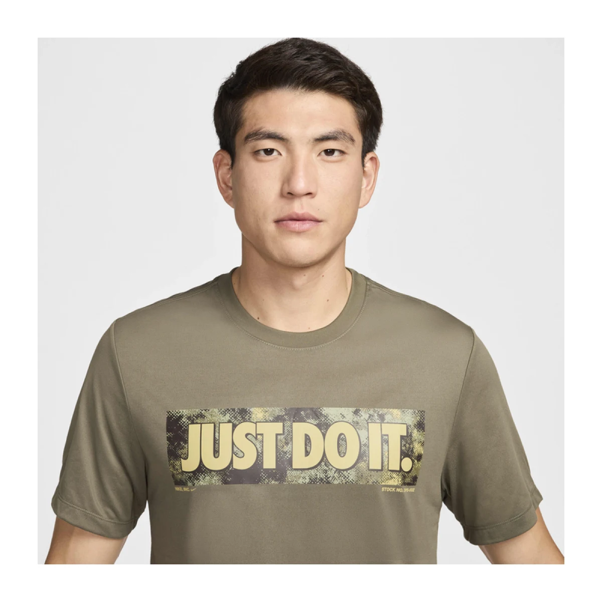 Pánske tréningové tričko s krátkym rukávom NIKE DF TEE RLGD CAMO · záber 5