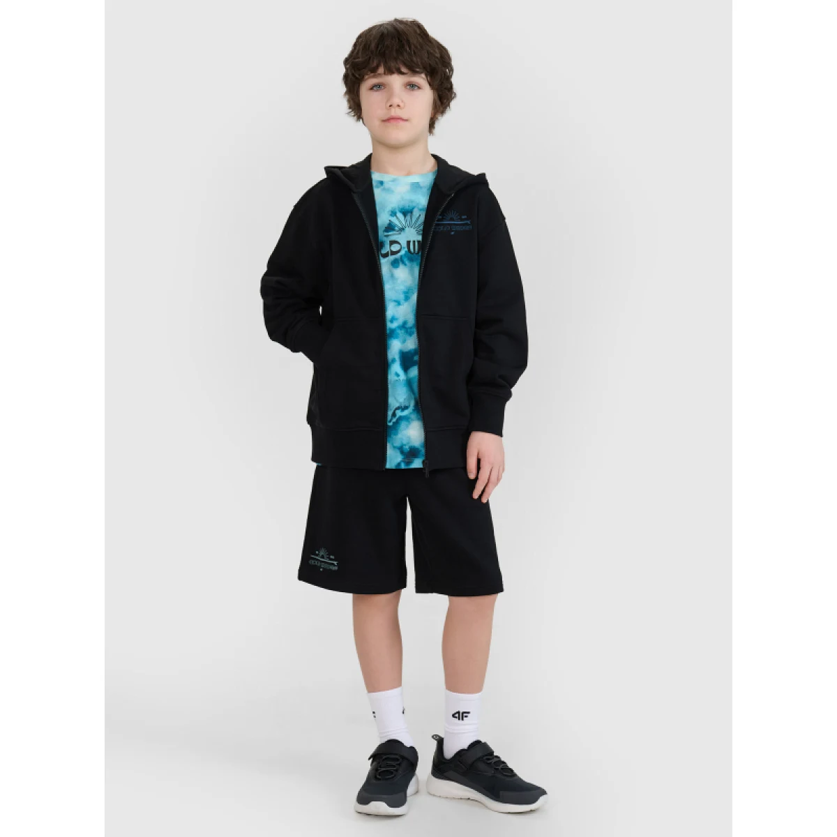 Chlapčenská mikina so zipsom 4F JUNIOR SWEATSHIRT-JWSS25TSWSM1522-20S-BLACK · záber 4