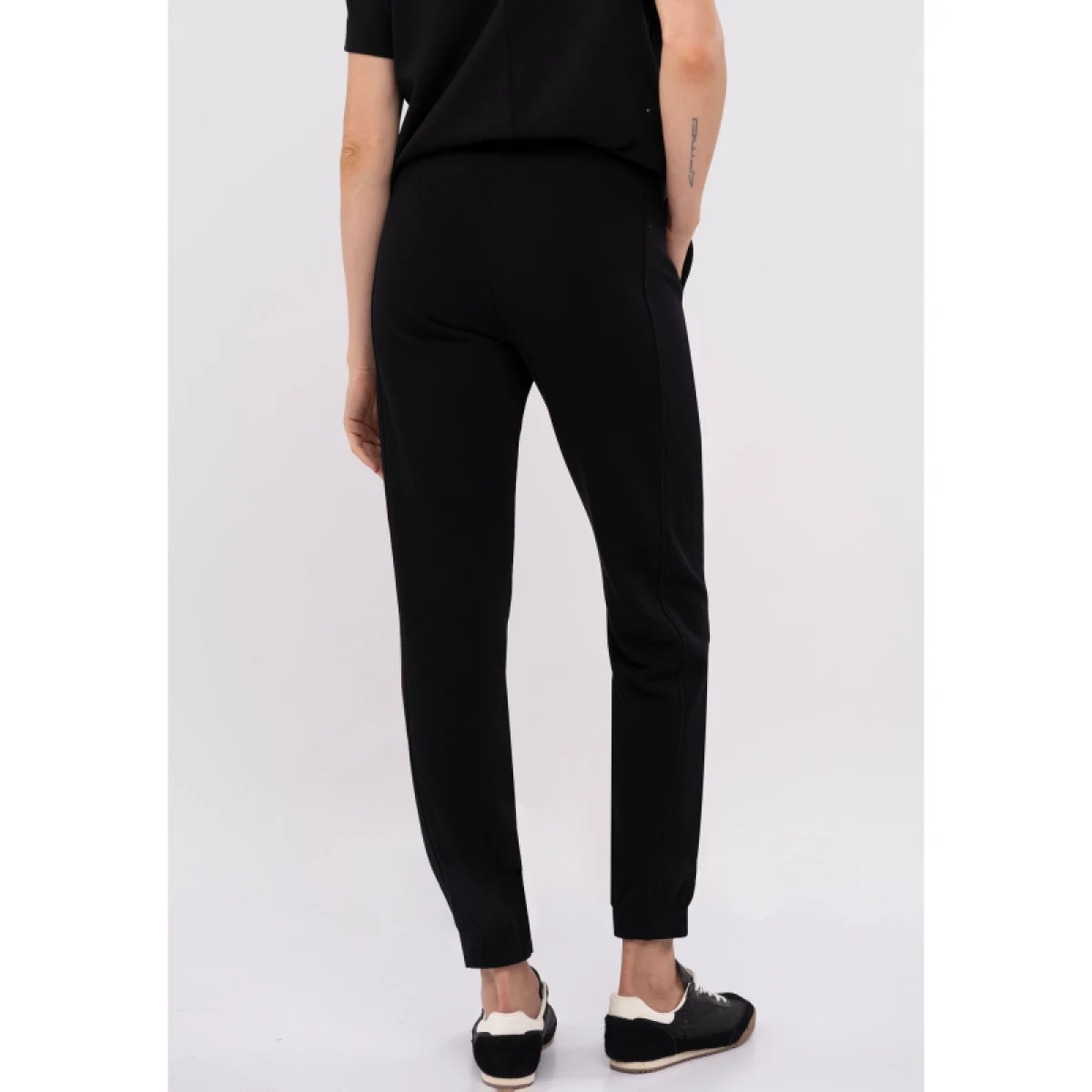 Dámske tepláky VOLCANO ZEN-700-BLACK · záber 2