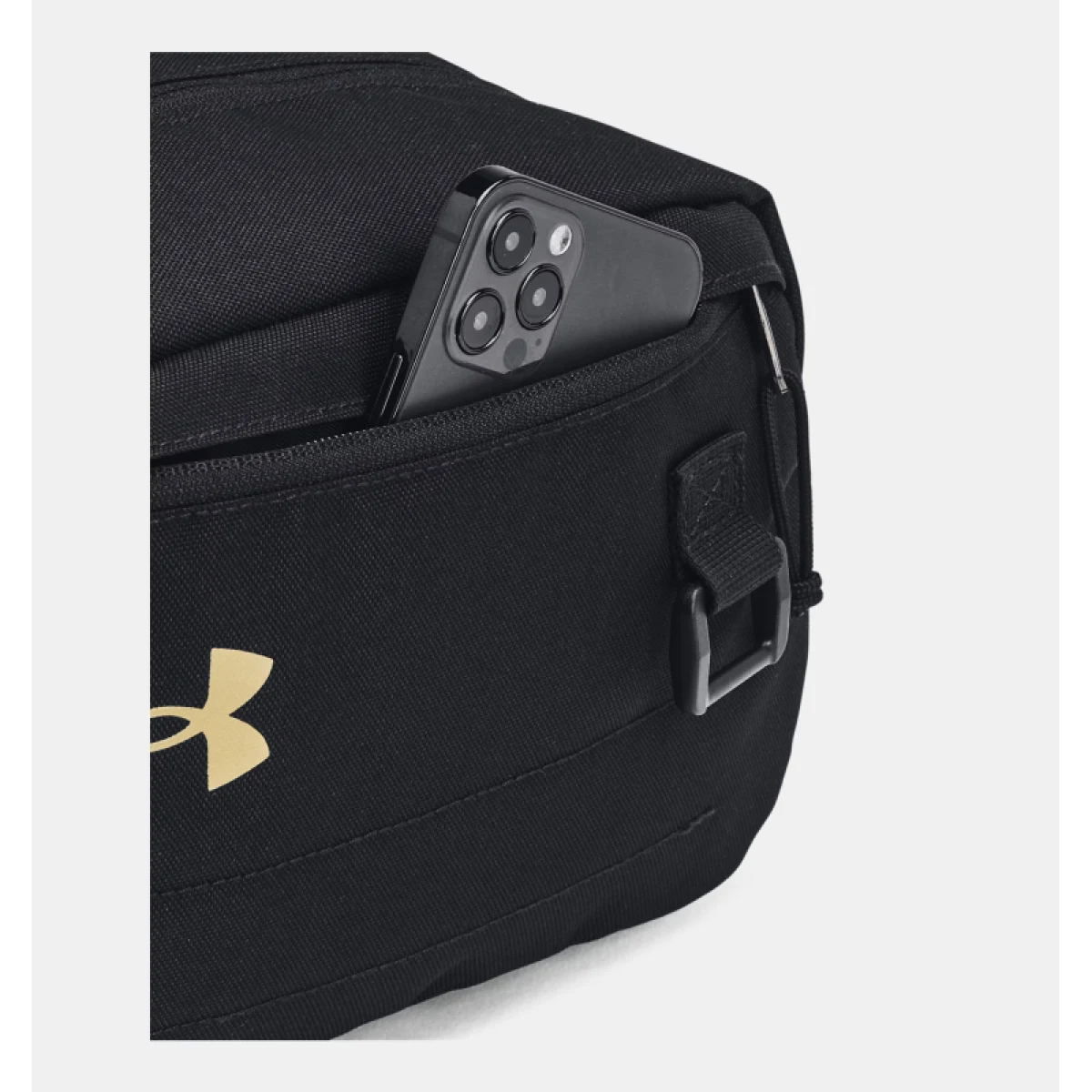 Malá taška cez rameno UNDER ARMOUR UA Contain Travel Kit-BLK · záber 5