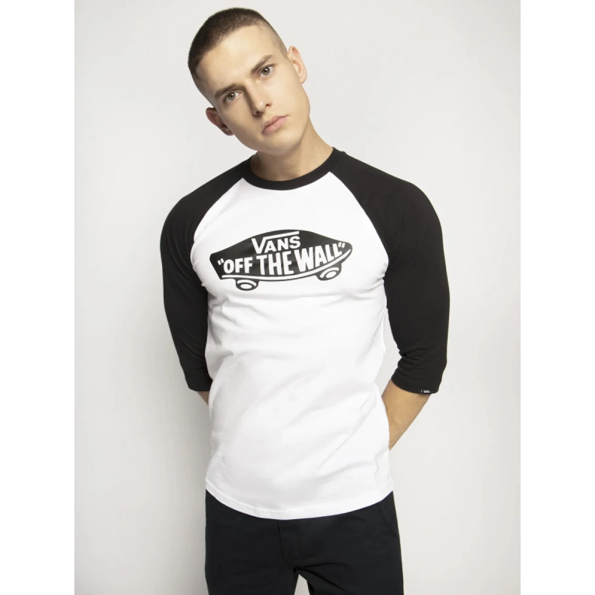 Pánske tričko s krátkym rukávom VANS STYLE 76 RAGLAN-WHITE-BLACK · záber 2