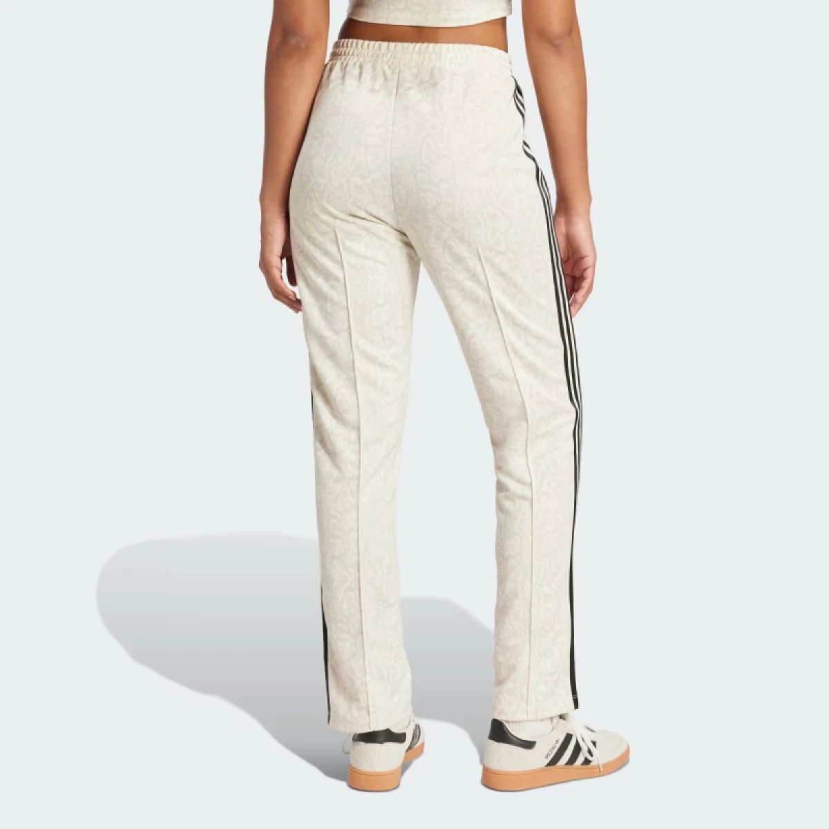 Dámske nohavice ADIDAS ORIGINALS SNAKE FB TP-WONWHI MULTCO · záber 3