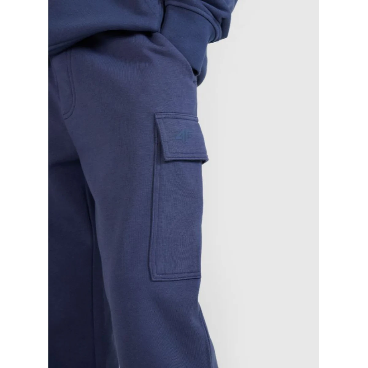 Chlapčenské tepláky 4F JUNIOR TROUSERS CAS M0964-22S-ANTHRACITE · záber 5