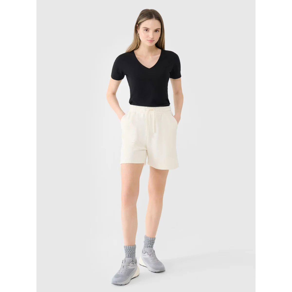 Dámske tričko s krátkym rukávom 4F TSHIRT F1990-20S-DEEP BLACK · záber 5