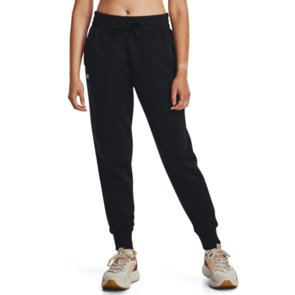 Dámske zateplené tepláky UNDER ARMOUR UA Rival Fleece Jogger-BLK · záber 1