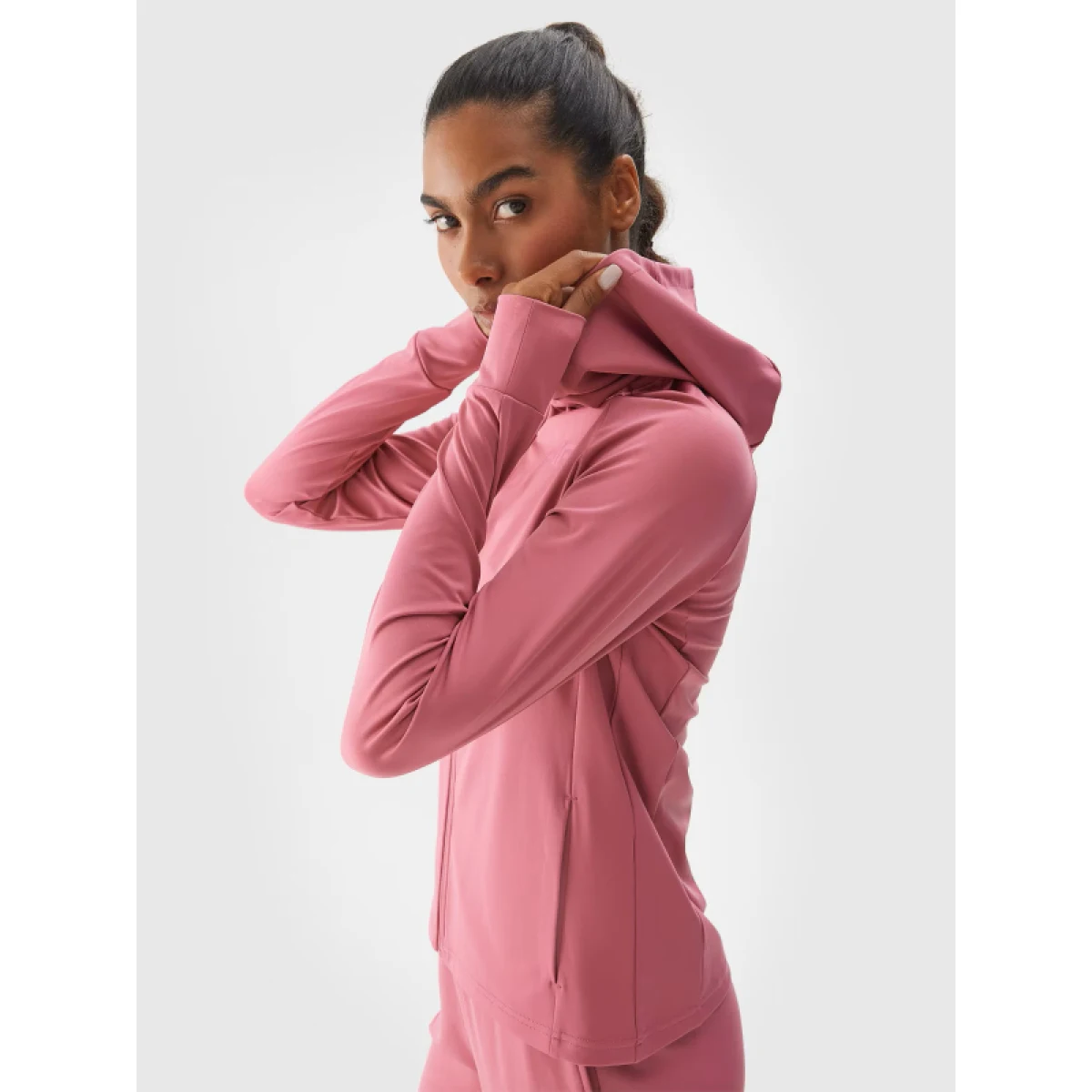 Dámska zateplená tréningová mikina so zipsom 4F SWEATSHIRT FNK-WAW24TFSWF406-53S-DARK PINK · záber 3