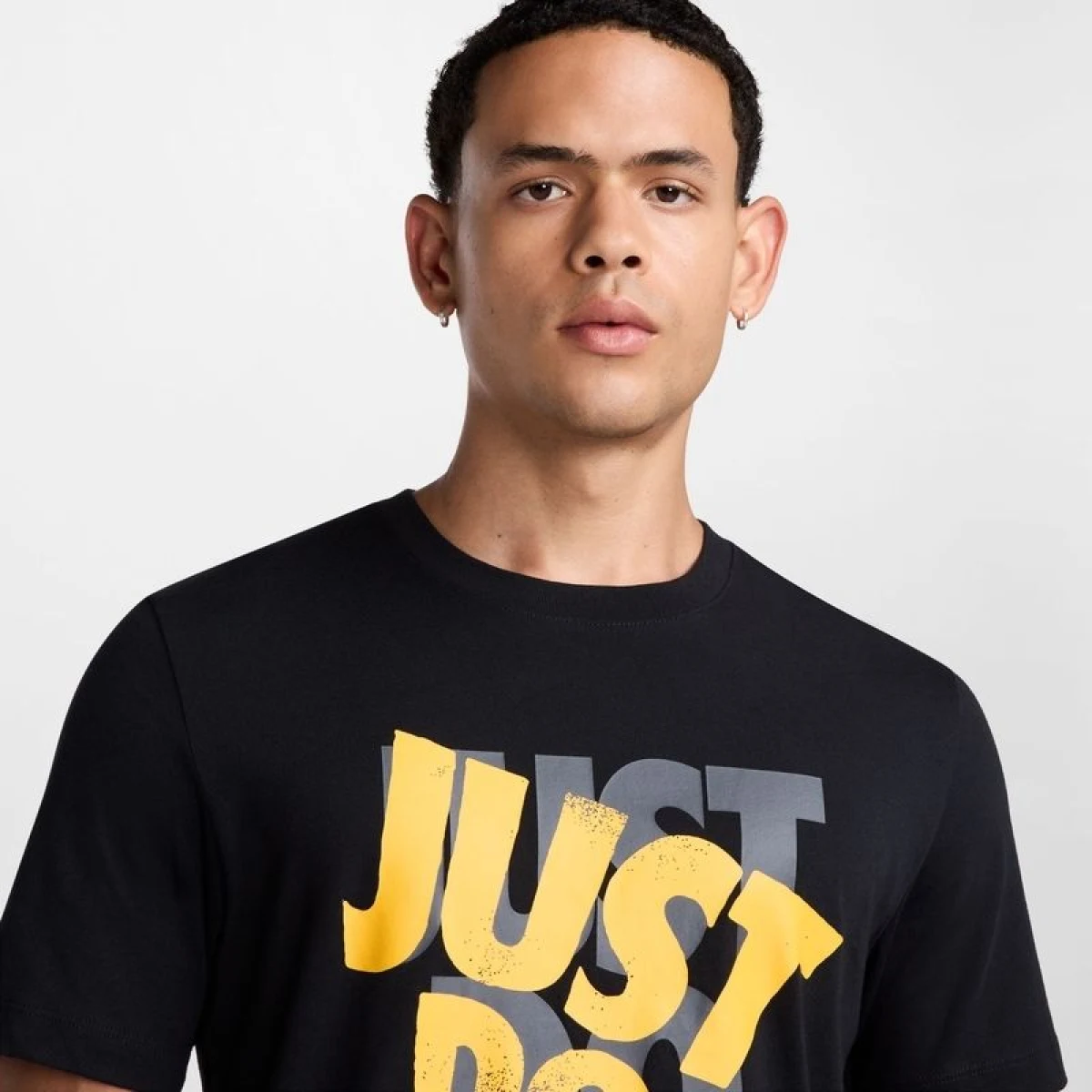 Pánske tričko s krátkym rukávom NIKE Sportswear (SP55)(52) · záber 5