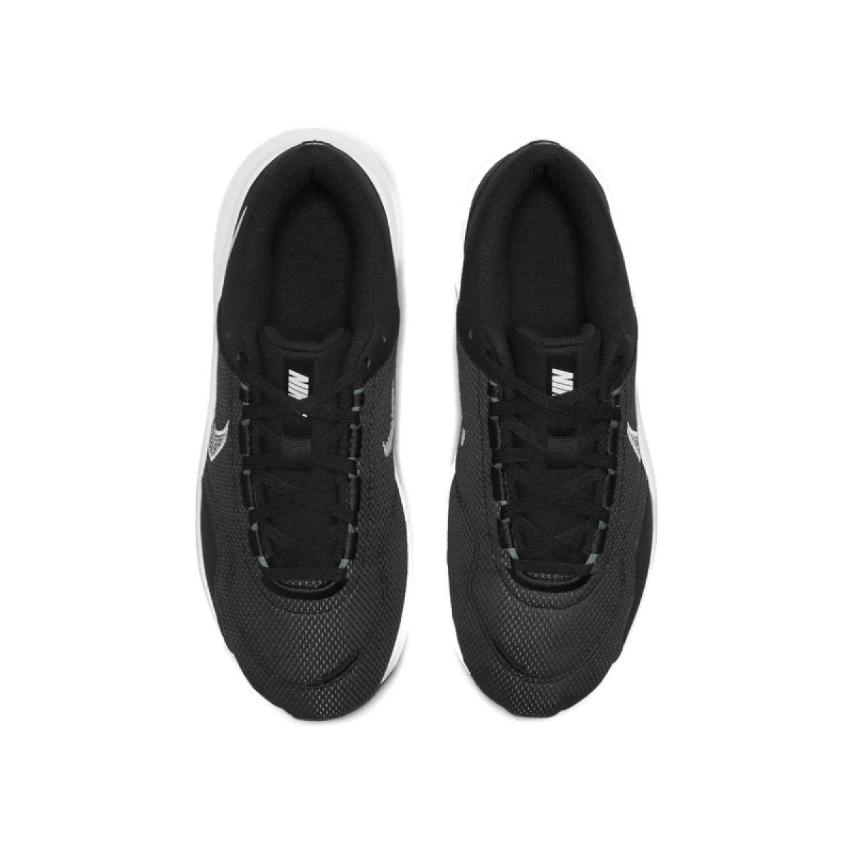 Pánska športová obuv (tréningová) NIKE Legend Essential 3 NN black iron grey white · záber 4