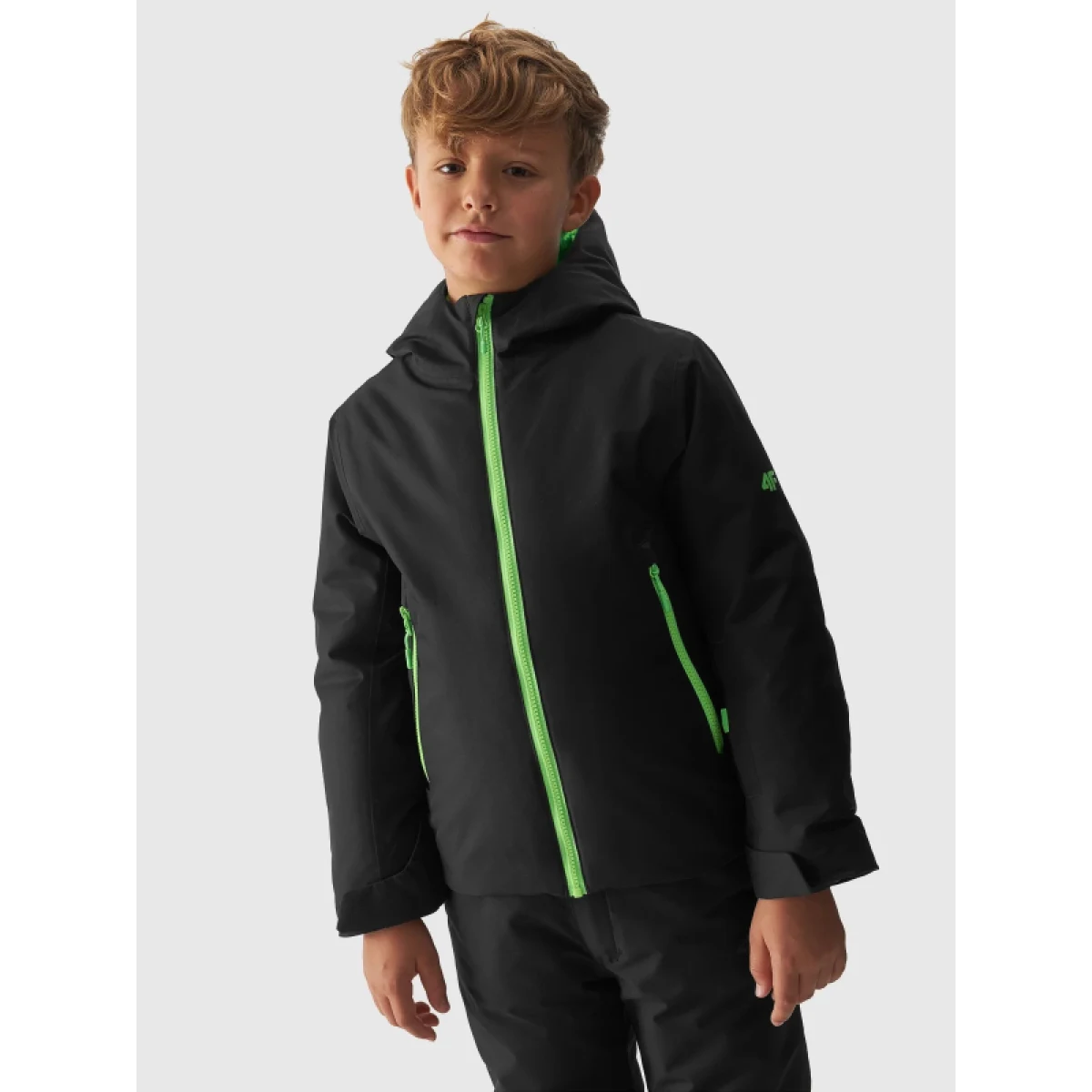 Chlapčenská lyžiarska bunda 4F JUNIOR TECHNICAL JACKET-JAW23TTJAM297-21S-BLACK · záber 2