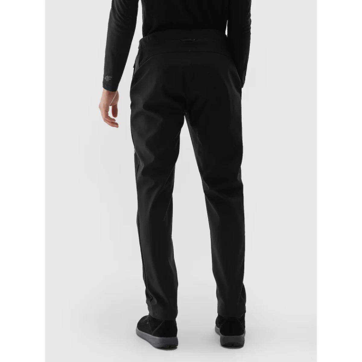 Pánske turistické nohavice 4F TROUSERS FNK-WAW24TFTRM0783-20S-DEEP BLACK · záber 3
