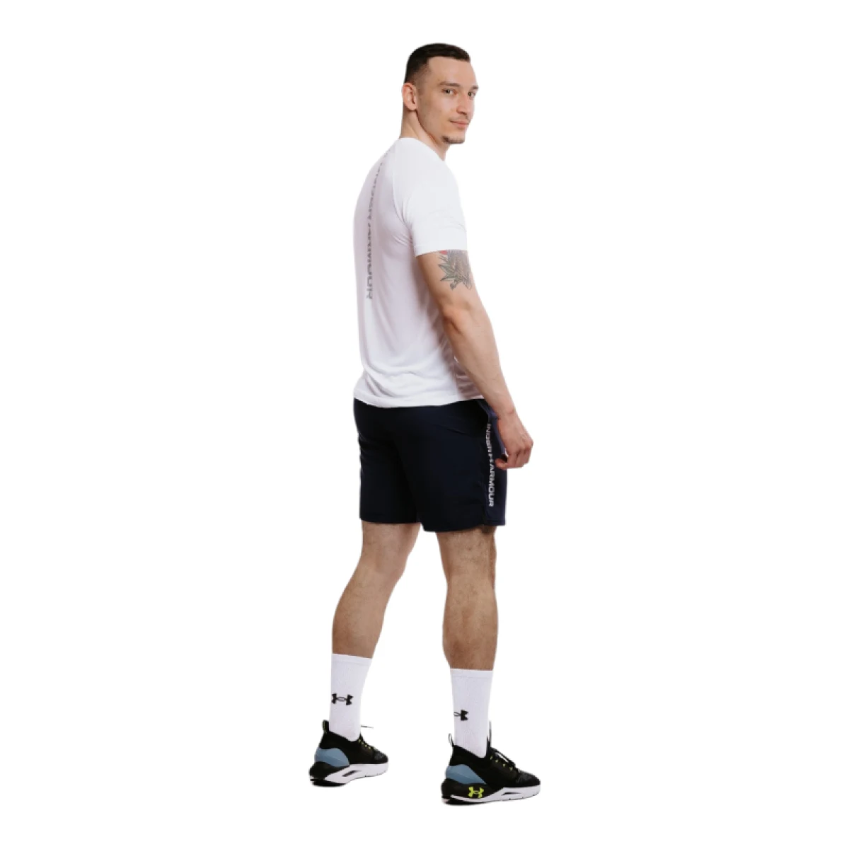 Pánske tréningové kraťasy UNDER ARMOUR UA Tech Woven Wordmark Short-NVY · záber 4