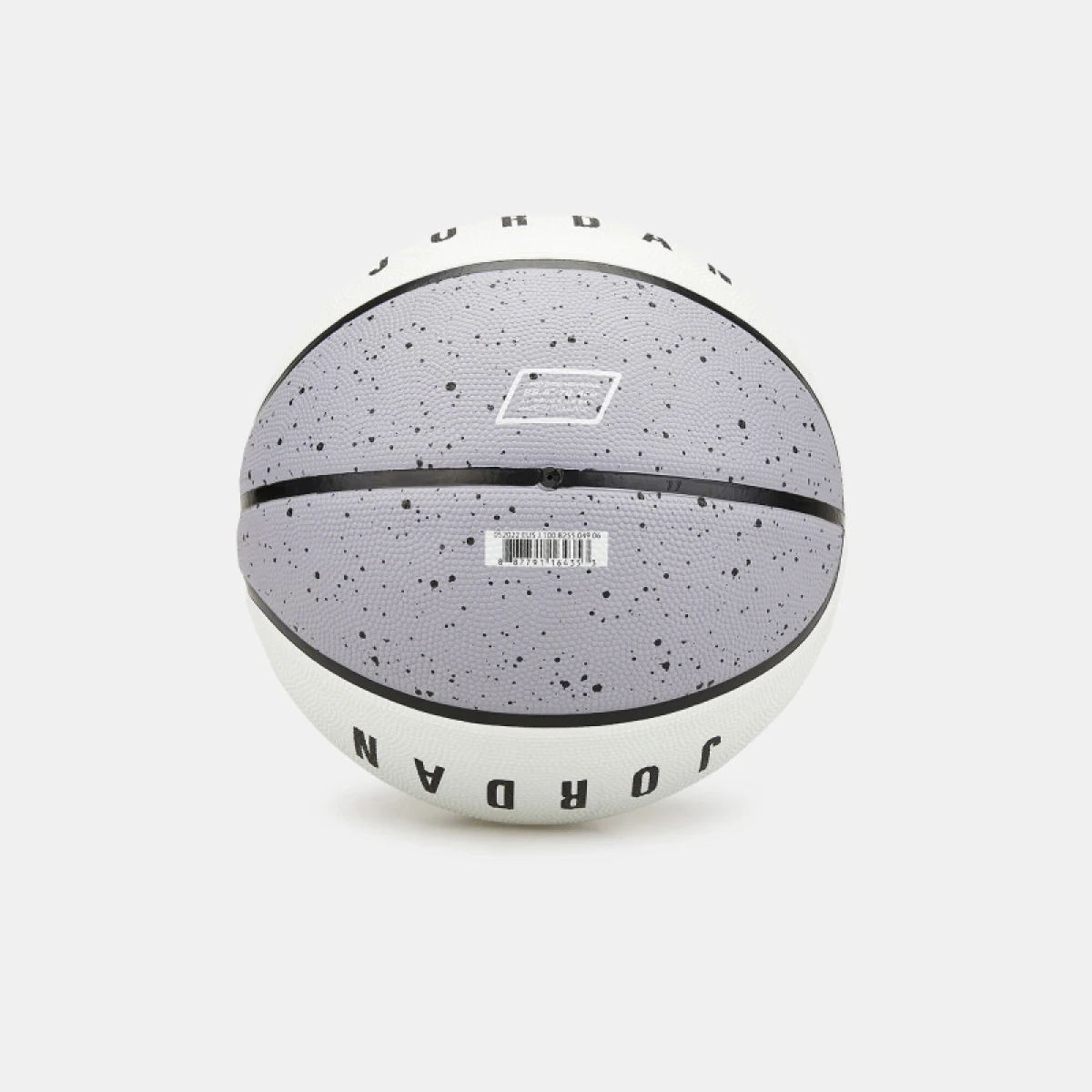 Basketbalová lopta NIKE JORDAN PLAYGROUND 8P 05 CG WH BK · záber 3