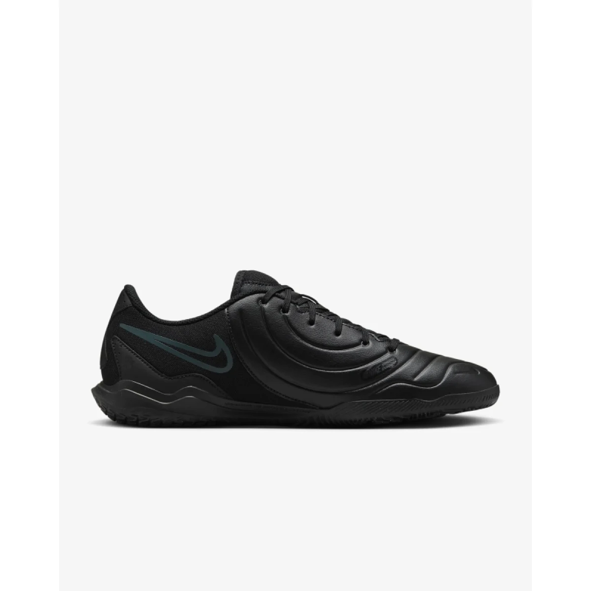 Pánske futbalové kopačky halové NIKE Tiempo Legend 10 Club M IC black deep jungle black · záber 3