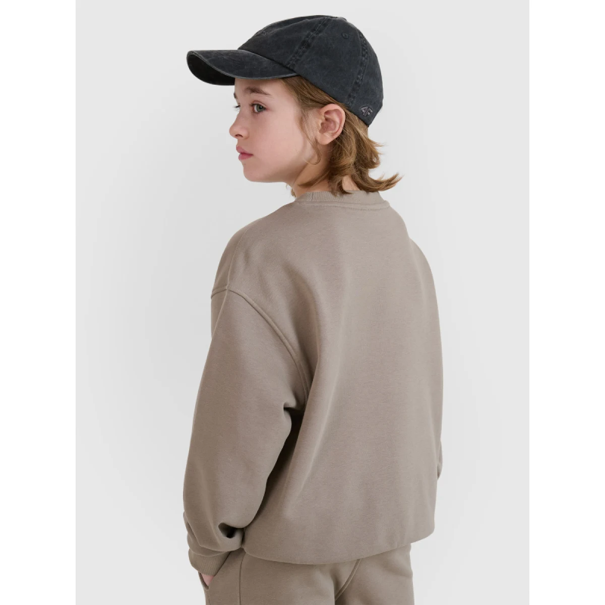 Chlapčenská mikina 4F JUNIOR SWEATSHIRT-JWSS25TSWSM1713-83S-BEIGE · záber 3