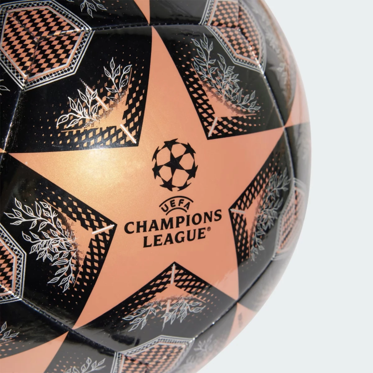 Futbalová lopta ADIDAS UCL CLB METCOP BLACK SILVMT · záber 4