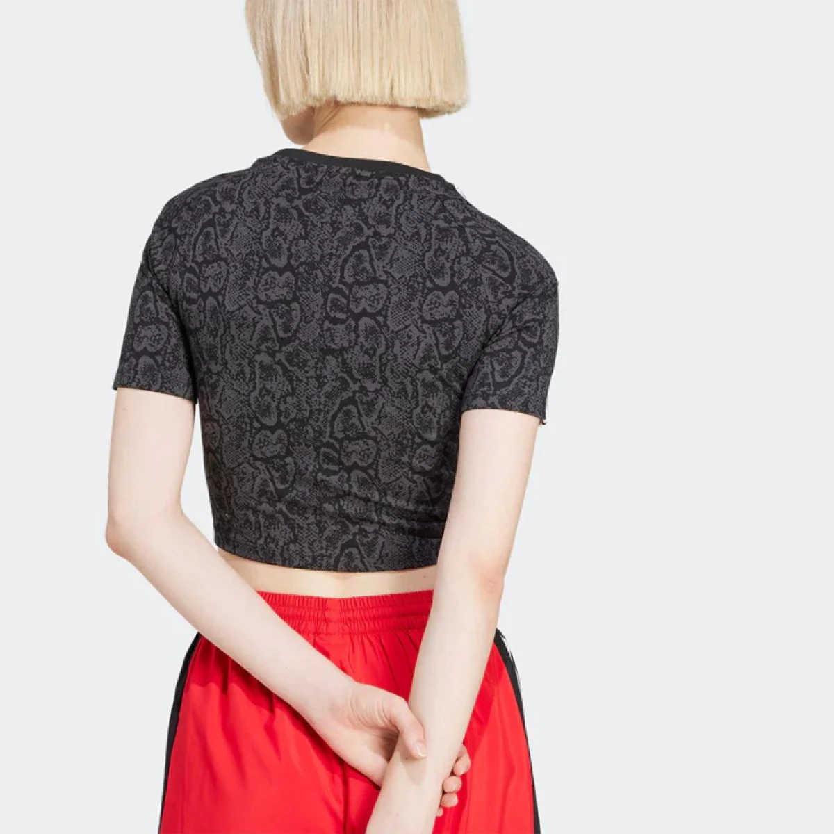 Dámske tričko s krátkym rukávom ADIDAS ORIGINALS SNAKE BABY TEE · záber 3