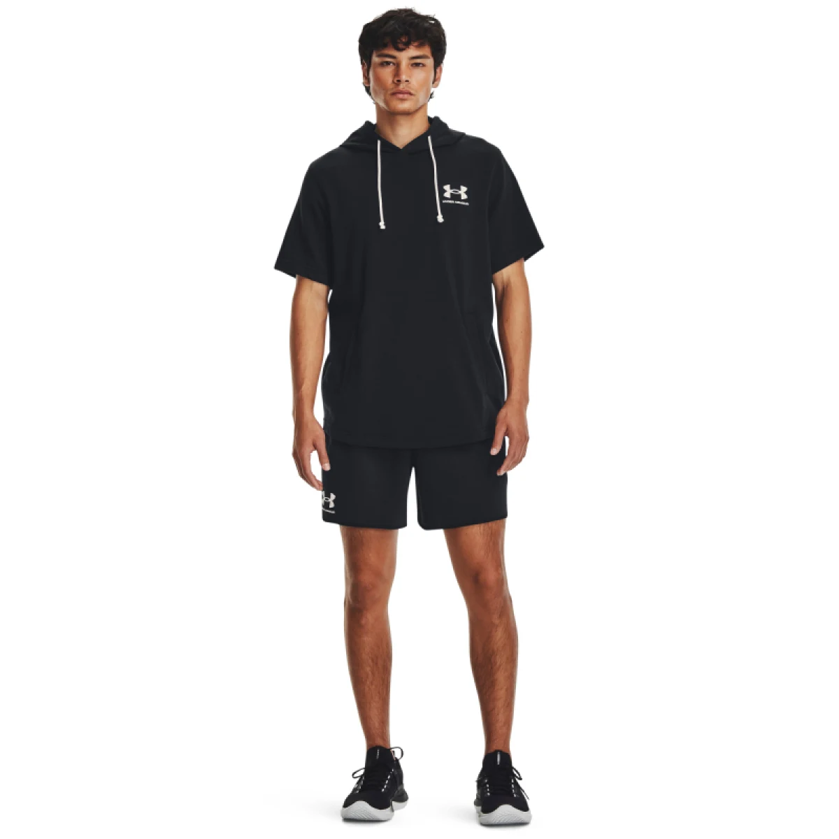 Pánske teplákové kraťasy UNDER ARMOUR UA Rival Terry 6in Short-BLK · záber 4