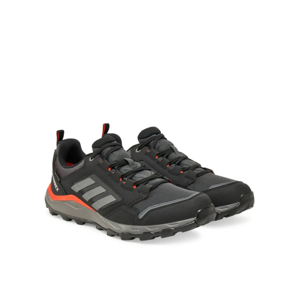 Pánska bežecká trailová obuv ADIDAS Terrex Tracerocker 2 GTX M grey six grey four semi impact orange · záber 2