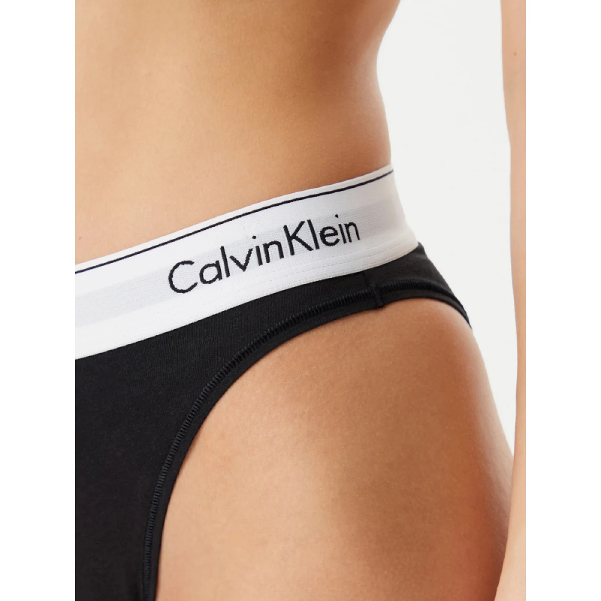Dámske nohavičky CALVIN KLEIN HIGH LEG TANGA-Black · záber 5
