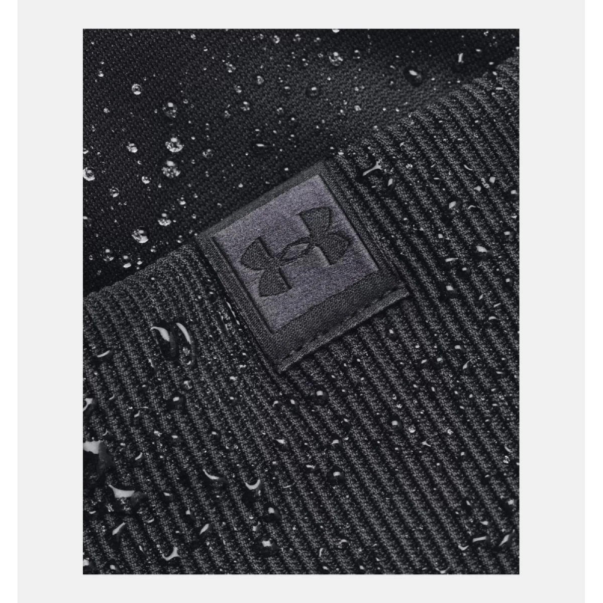Dámska zimná čiapka UNDER ARMOUR UA Storm Fleece Beanie-BLK · záber 3