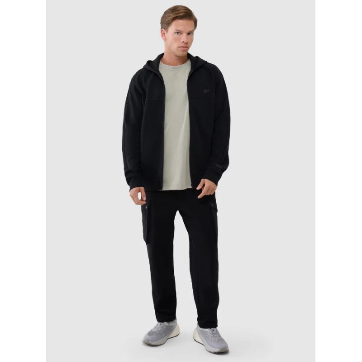 Pánske nohavice 4F TROUSERS CAS-WSS25TTROM0990-20S-DEEP BLACK · záber 4