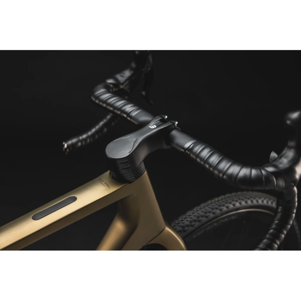 Gravel bicykel BASSO Palta, gold burn, Shimano GRX 800 2x11, Microtech MX25 · záber 2