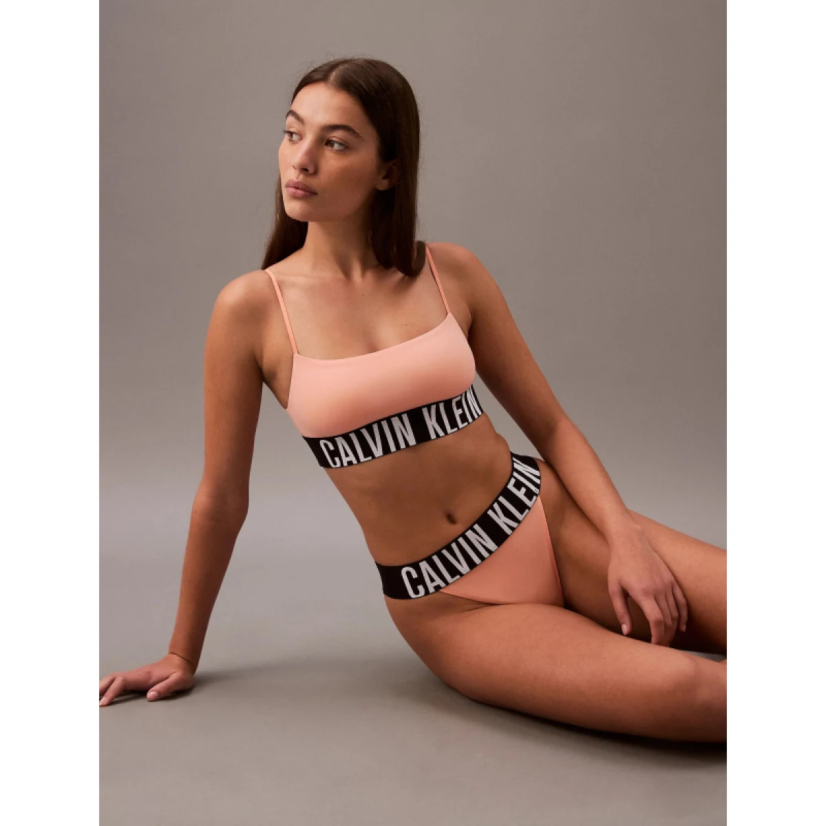 Dámska podprsenka CALVIN KLEIN UNLINED BRALETTE-Papaya Punch · záber 4