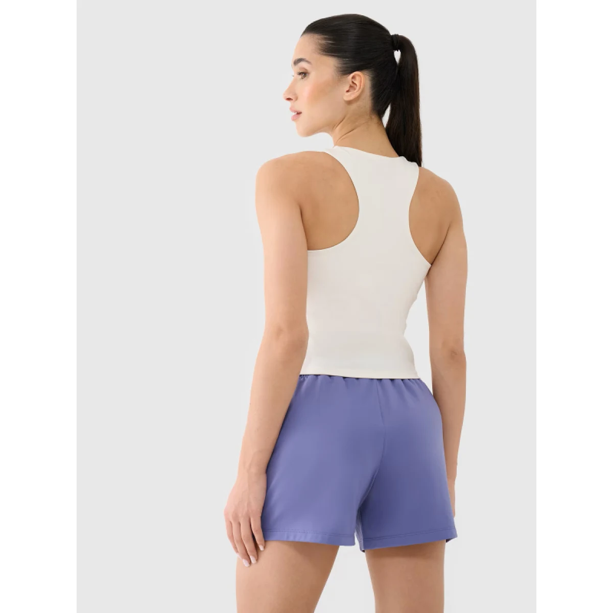 Dámske tréningové tielko 4F SLEEVELESS FNK F430-11S-OFF WHITE · záber 3