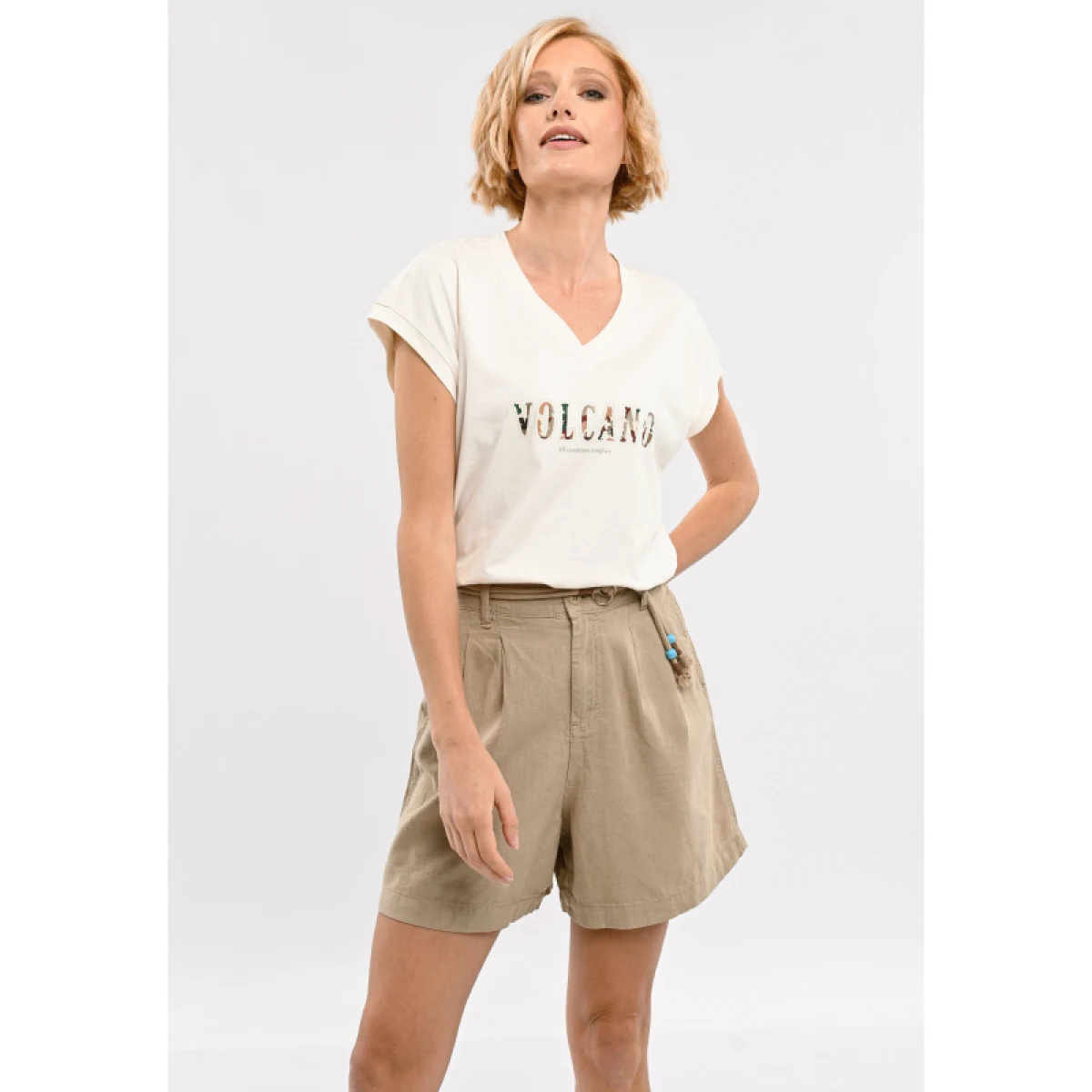Dámske kraťasy VOLCANO P-ALESS-101-BEIGE · záber 2