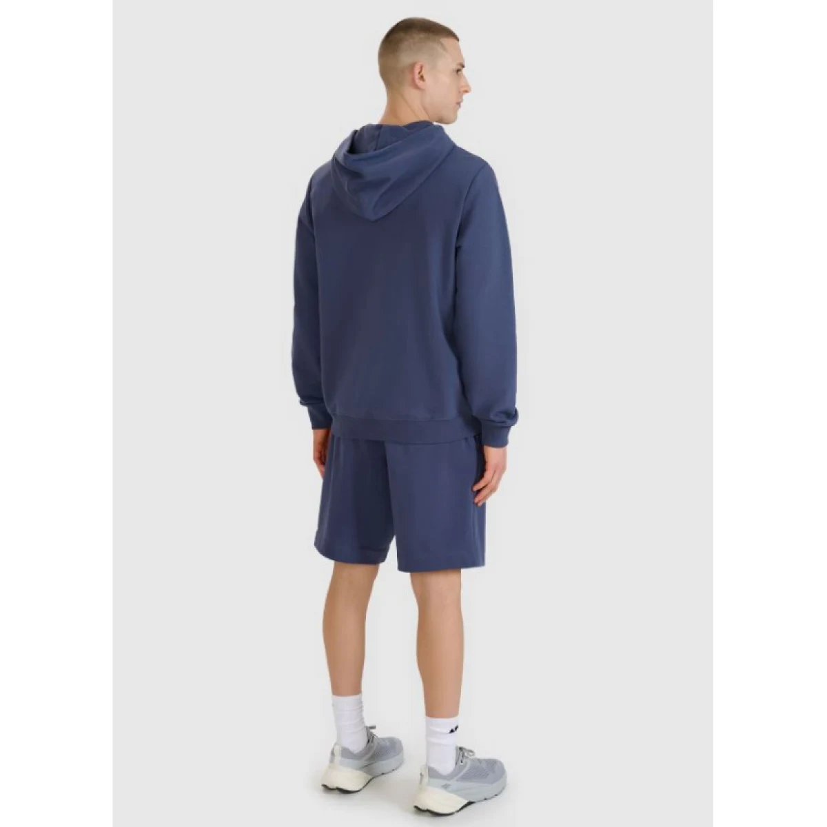 Pánske teplákové kraťasy 4F SHORTS CAS M545-22S-ANTHRACITE · záber 4