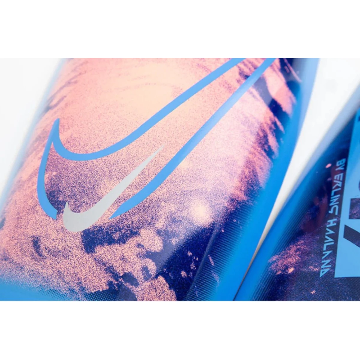 Futbalový chránič NIKE Mercurial Lite Erling Haaland (SP55)(52) · záber 3