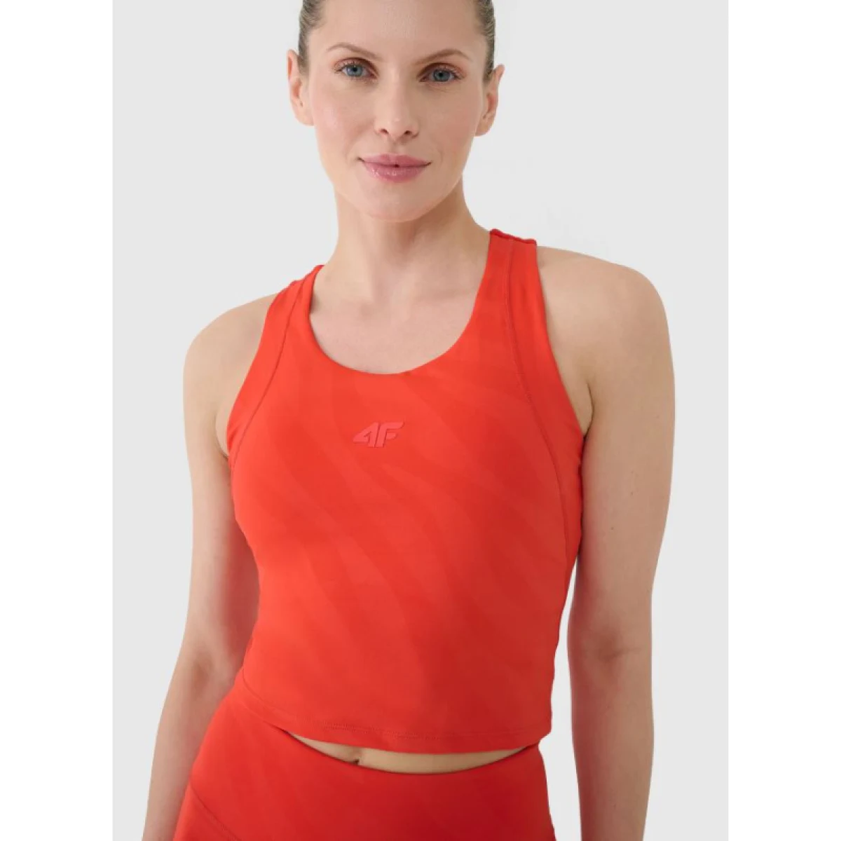 Dámske tréningové tielko 4F SLEEVELESS FNK F413-62S-RED · záber 2