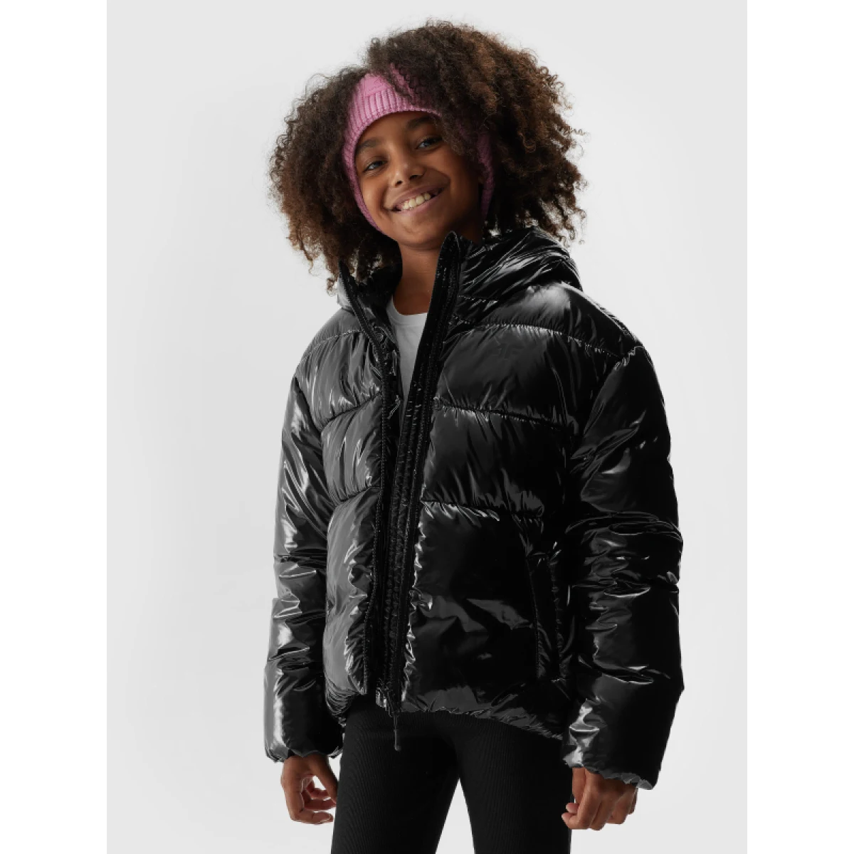 Dievčenská bunda 4F JUNIOR DOWN JACKET-JAW23TDJAF267-21S-BLACK · záber 3