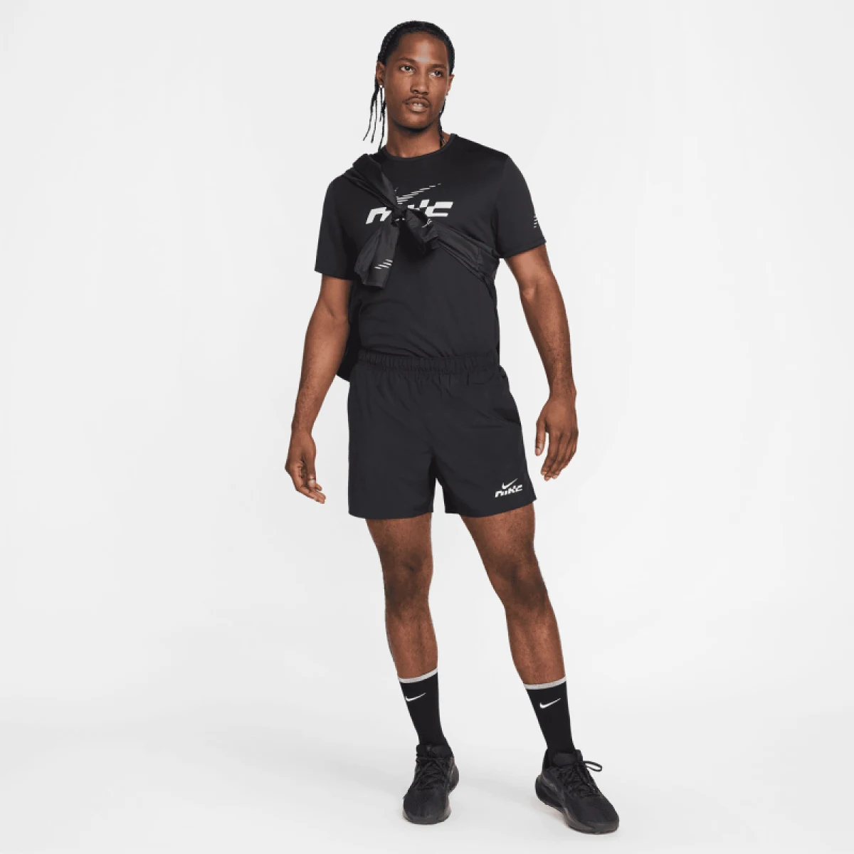 Pánske bežecké tričko s krátkym rukávom NIKE M NK DF UV MILER FLASH SS-010-Black · záber 4