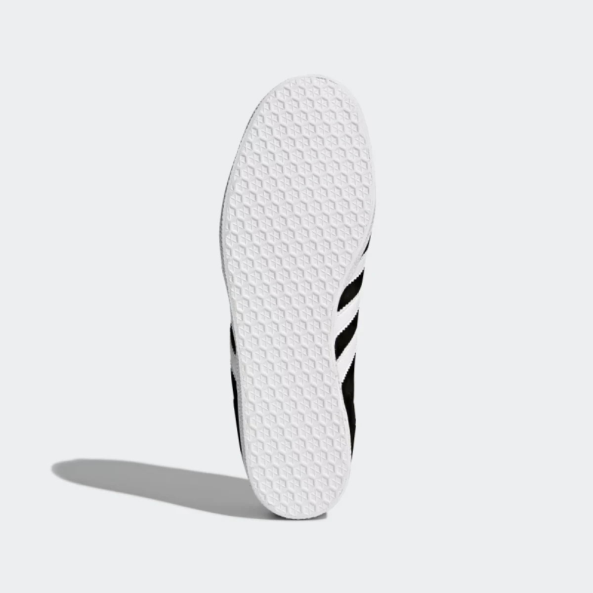 Pánska vychádzková obuv ADIDAS ORIGINALS Gazelle M core black white gold met · záber 5
