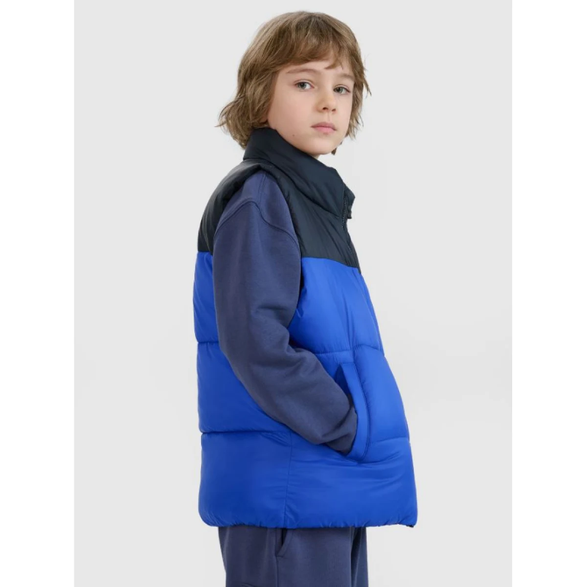 Chlapčenská vesta 4F JUNIOR VEST JACKET-JWSS25TVJAM208-36S-BLUE · záber 4