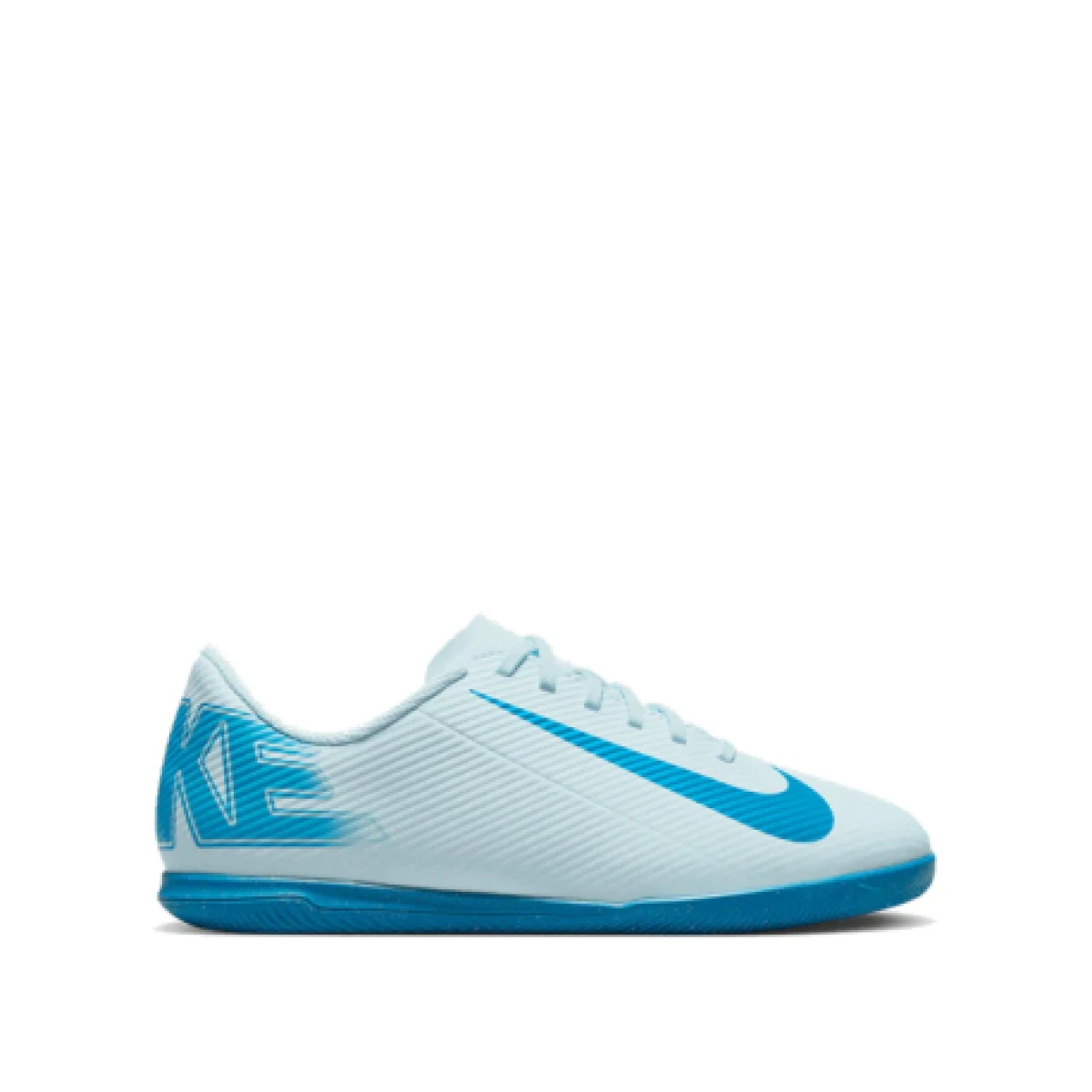 Chlapčenské futbalové kopačky halové NIKE Mercurial Vapor 16 Club Jr IC glacier blue black · záber 1